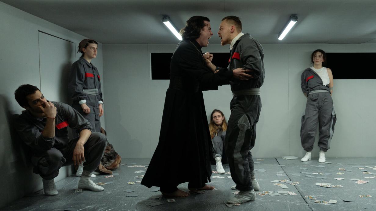 Gorkis Nachtasyl nach Vincent Busche – Kritik